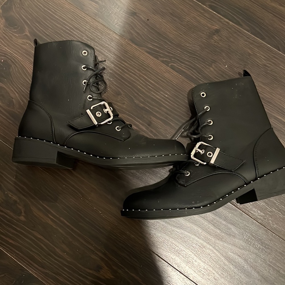 ❌SOLD❌ Combat Boots